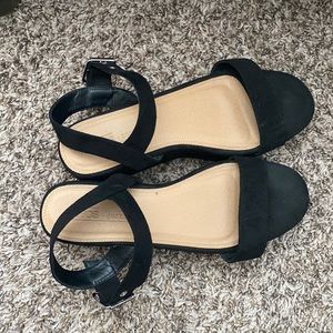 Platform sandal’s